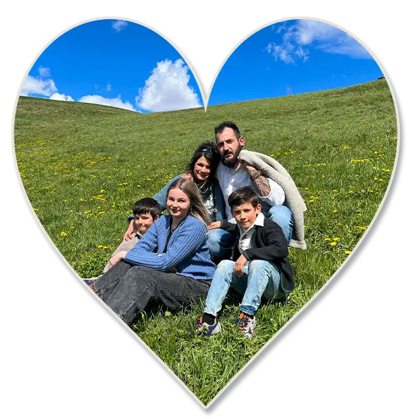 Wir die Familie Unterpertinger Ebner auf dem Bauernhof in Terenten in Südtirol